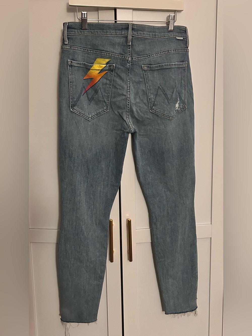 MOTHER Denim The STUNNER Ankle Step-Zip Fray Jeans in Helter Skelter - Picture 6 of 7